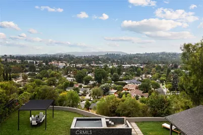 5746 McDonie, Woodland Hills, CA 91367 - Photo 1