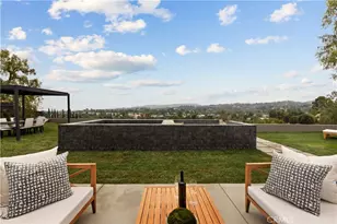 5746 McDonie, Woodland Hills, CA 91367 - Photo 31