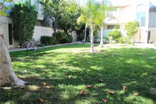 5317 Coldwater Canyon Ave, Sherman Oaks, CA 91401 - Photo 13