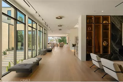 16093 Royal Oak Road, Encino, CA 91436 - Photo 37