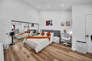 13412 Burbank, Sherman Oaks, CA 91401 - Photo 15