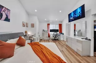 13412 Burbank, Sherman Oaks, CA 91401 - Photo 13
