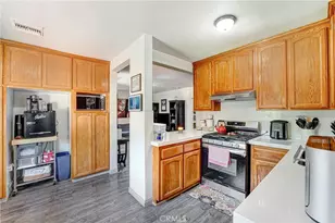 21006 Cohasset, Canoga Park, CA 91303 - Photo 5