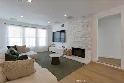 22828 Hartland Street, West Hills, CA 91307 - Photo 5