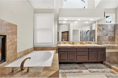 24611 Brittany, Newhall, CA 91321 - Photo 39