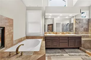 24611 Brittany, Newhall, CA 91321 - Photo 39