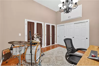 24611 Brittany, Newhall, CA 91321 - Photo 27