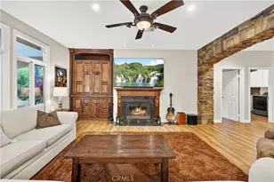 24611 Brittany, Newhall, CA 91321 - Photo 13