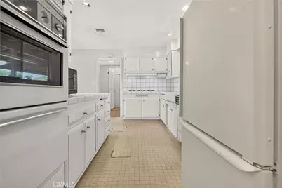 9501 Lubao Avenue, Chatsworth, CA 91311 - Photo 13