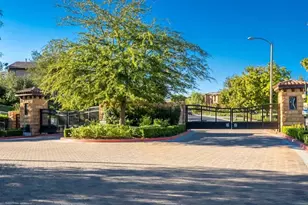 29031 Sterling Ln, Valencia, CA 91354 - Photo 3