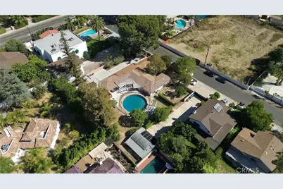 8633 Zelzah, Northridge, CA 91325 - Photo 67