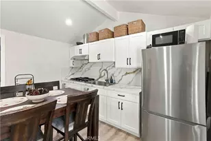 8633 Zelzah, Northridge, CA 91325 - Photo 27