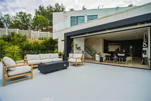 5170 Medina Rd, Woodland Hills, CA 91364 - Photo 13