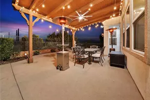 27121 Rosewood Ct, Valencia, CA 91381 - Photo 9