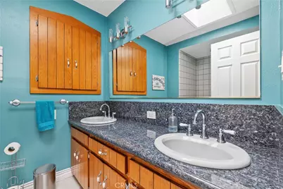 10739 Helendale, Tujunga, CA 91042 - Photo 9