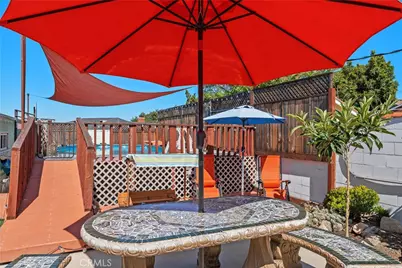 10739 Helendale, Tujunga, CA 91042 - Photo 29