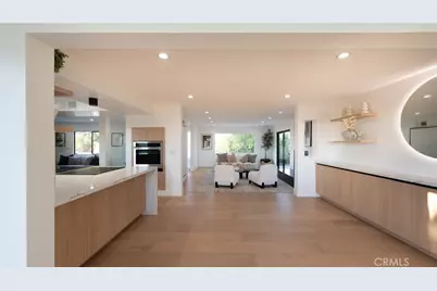 23310 Aetna Street, Woodland Hills, CA 91367 - Photo 7