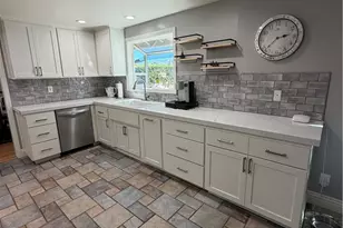 3876 Crownhaven Ct, Newbury Park, CA 91320 - Photo 9