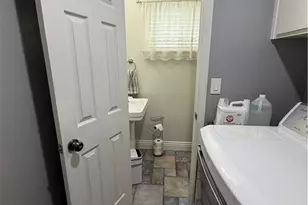3876 Crownhaven Ct, Newbury Park, CA 91320 - Photo 23