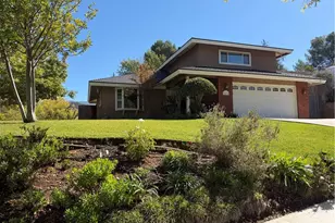 3876 Crownhaven Ct, Newbury Park, CA 91320 - Photo 1