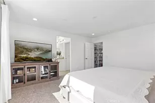 13422 Red Hawk Dr, Sylmar, CA 91342 - Photo 41