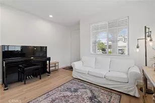 13422 Red Hawk Dr, Sylmar, CA 91342 - Photo 9