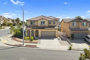 13422 Red Hawk Dr, Sylmar, CA 91342 - Photo 3