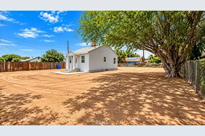 30368 Orange, Shafter, CA 93263 - Photo 3
