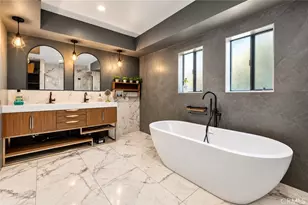 22763 Macfarlane, Woodland Hills, CA 91364 - Photo 25