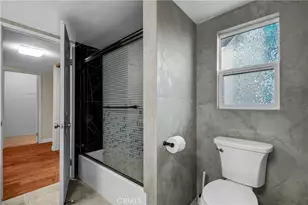 22763 Macfarlane, Woodland Hills, CA 91364 - Photo 29