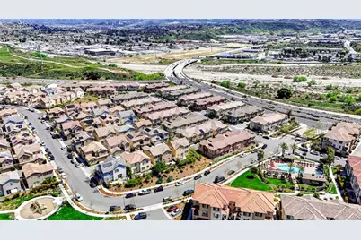 22057 Barrington Way, Saugus, CA 91350 - Photo 43