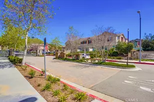22057 Barrington Way, Saugus, CA 91350 - Photo 37