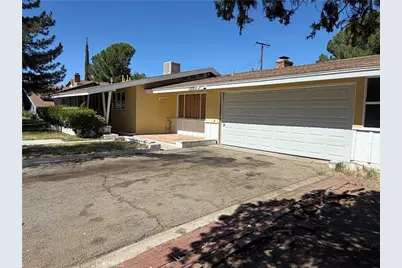 1305 Avenue J3, Lancaster, CA 93535 - Photo 3