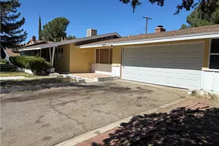 1305 Ave J3, Lancaster, CA 93535 - Photo 3