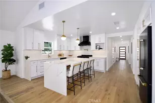 17420 Collins St, Encino, CA 91316 - Photo 11