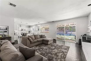 24585 Lola Ln, Newhall, CA 91321 - Photo 25
