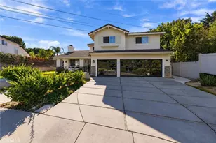 24585 Lola Ln, Newhall, CA 91321 - Photo 7