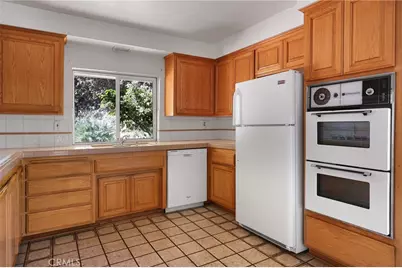 3433 Green Vista Drive, Encino, CA 91436 - Photo 13