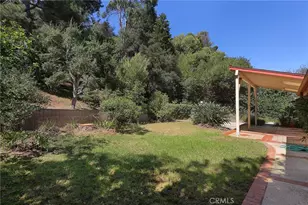 3433 Green Vista Dr, Encino, CA 91436 - Photo 31