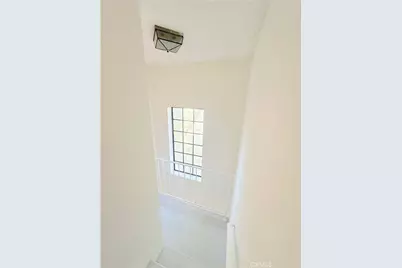 9140 Burnet, North Hills, CA 91343 - Photo 21