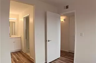 27944 Tyler Ln, Canyon Country, CA 91387 - Photo 11
