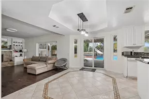 27715 Sutters Pointe, Saugus, CA 91350 - Photo 9