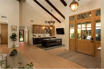 5959 Woodland View Drive, Woodland Hills, CA 91367 - Photo 23