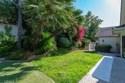 5959 Woodland View Drive, Woodland Hills, CA 91367 - Photo 47