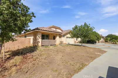 2053 E Jenner Street, Lancaster, CA 93535 - Photo 5
