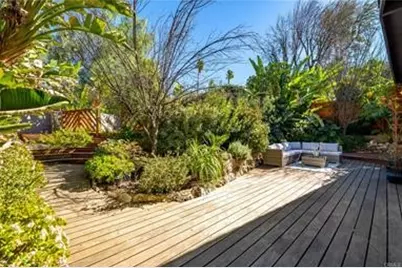 22540 Cass Ave, Woodland Hills, CA 91364 - Photo 17