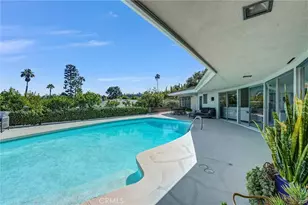 3938 Westfall Dr, Encino, CA 91436 - Photo 37