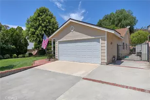 27921 Beechnut Cir, Valencia, CA 91354 - Photo 3