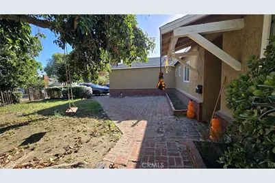 7865 Jamieson, Reseda, CA 91335 - Photo 3
