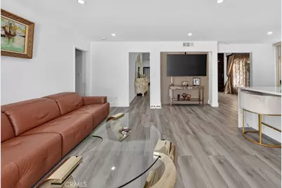 20254 Leadwell Street, Canoga Park, CA 91306 - Photo 23